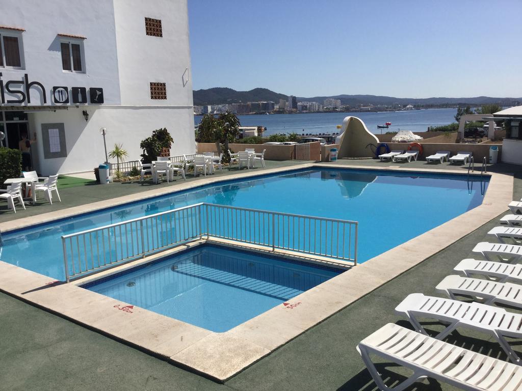 Apartamentos Alba San Antonio Abad Exterior foto