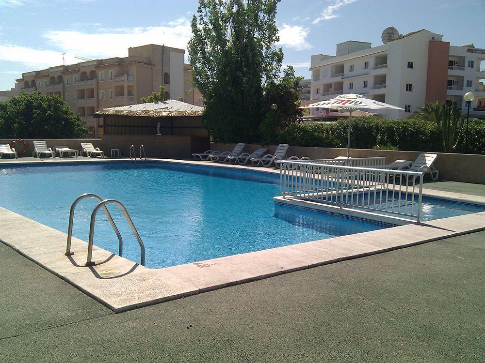 Apartamentos Alba San Antonio Abad Exterior foto