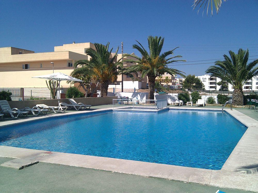 Apartamentos Alba San Antonio Abad Exterior foto
