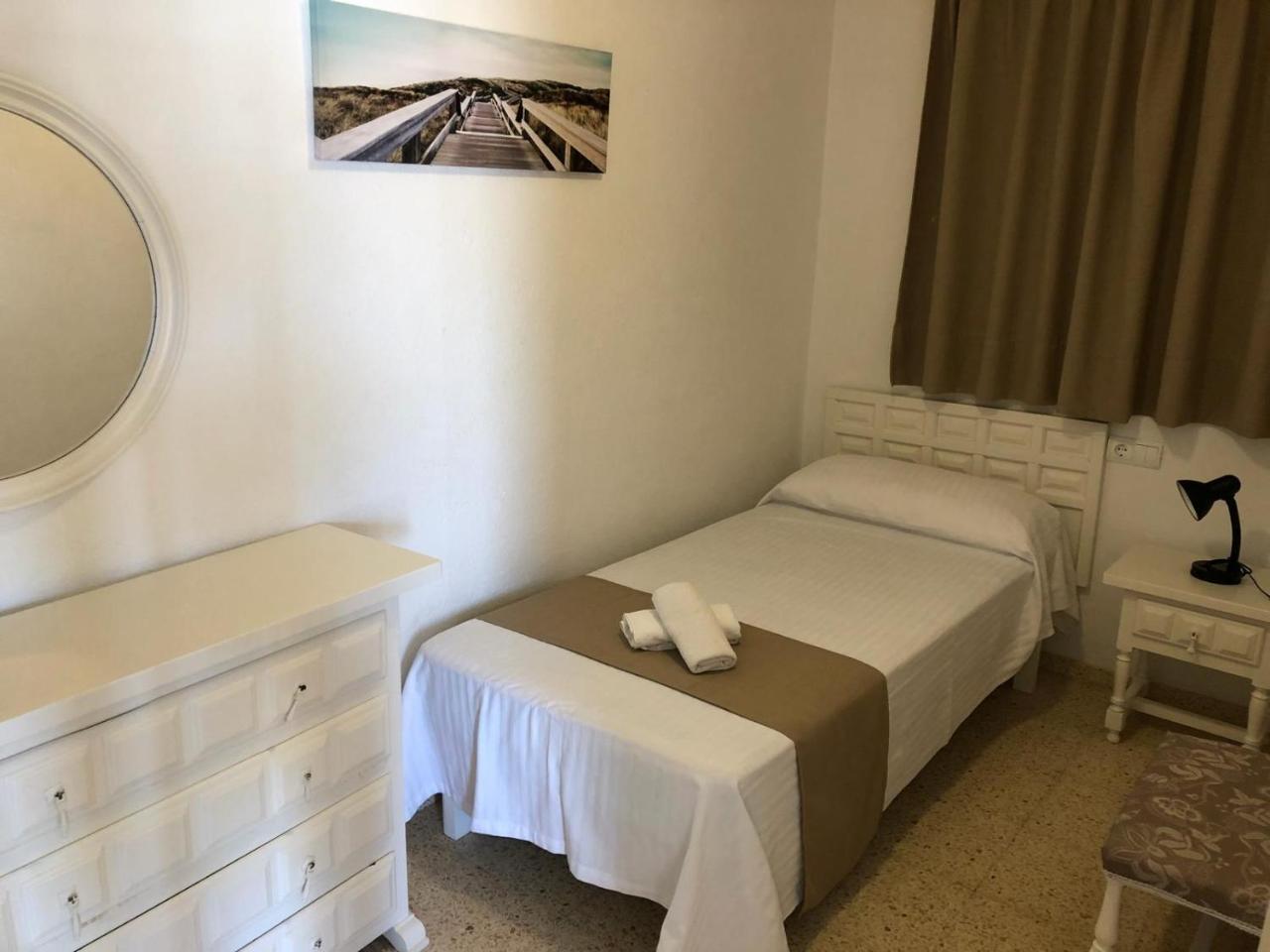 Apartamentos Alba San Antonio Abad Exterior foto